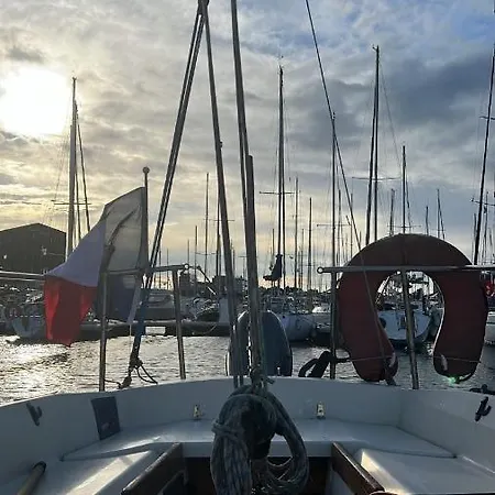 Nuit Insolite Sur Un Bateau Au Havre ספינת מלון *